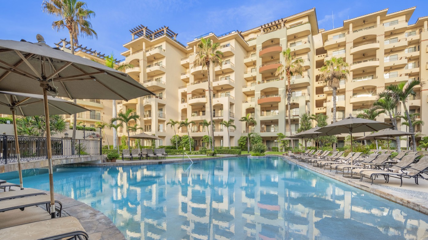 Villa La Estancia Los Cabos pools