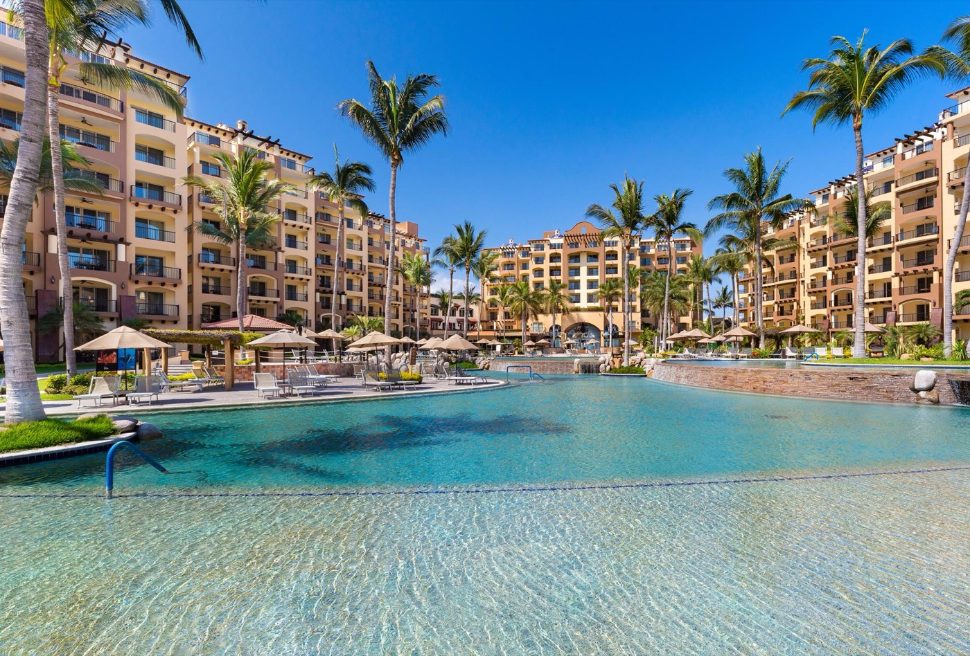 Villa del Palmar Flamingos lagoon pool